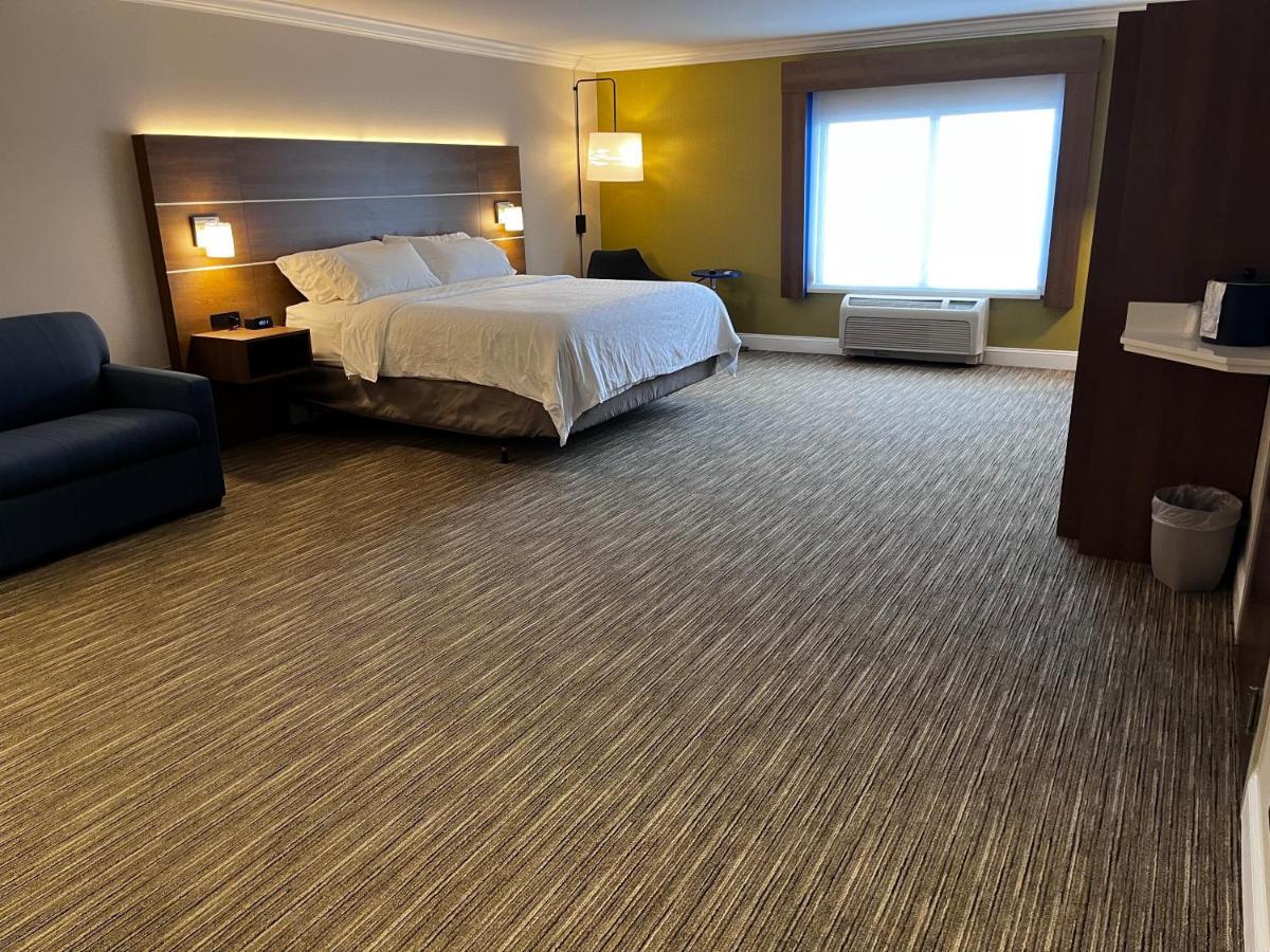 Holiday Inn Express & Suites Williamsport By Ihg Exterior photo